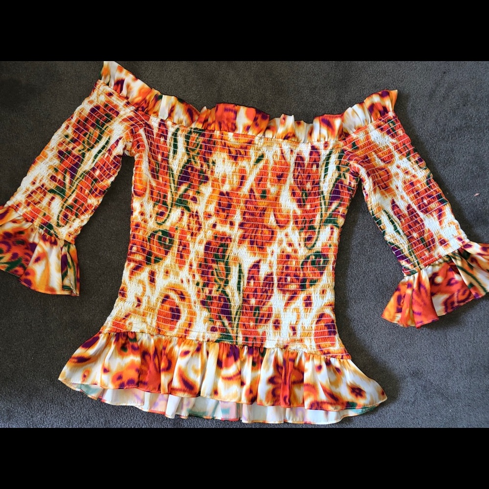 Caroline Constas Off Shoulder Smocked NWT Blouse - Picture 5 of 5